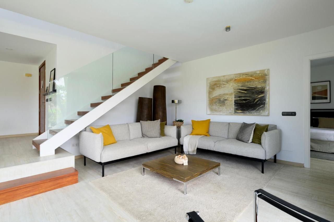 Villa With Private Pool In Luxury Golf Resort Салобре Екстериор снимка