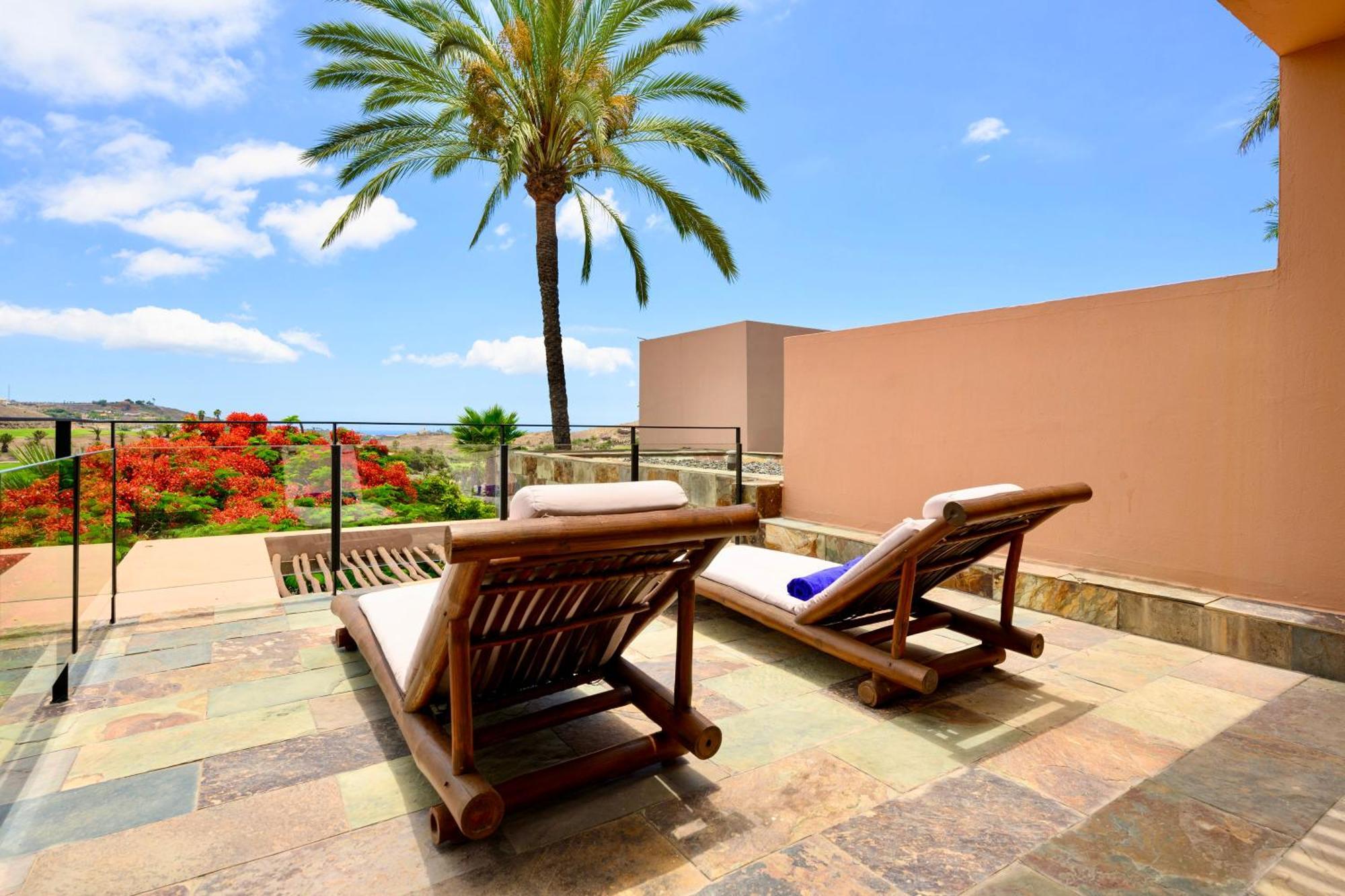 Villa With Private Pool In Luxury Golf Resort Салобре Екстериор снимка