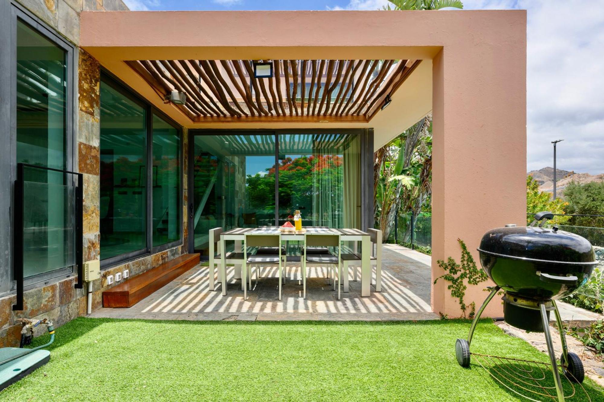 Villa With Private Pool In Luxury Golf Resort Салобре Екстериор снимка
